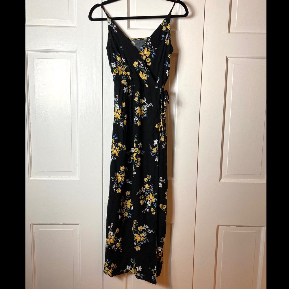 H&M Summer Wrap Floral Maxi Dress Size 4